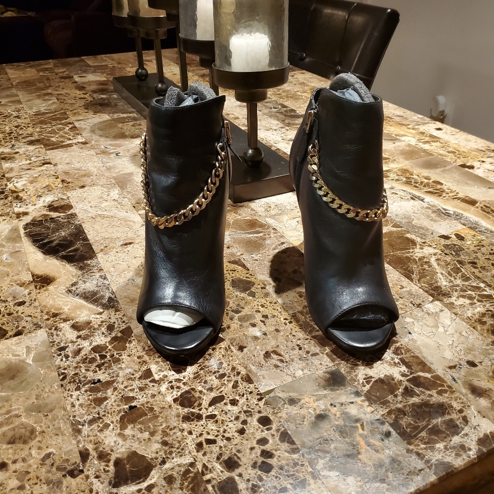 Guess Designer Black Peep Toe Ankle Stiletto Heels